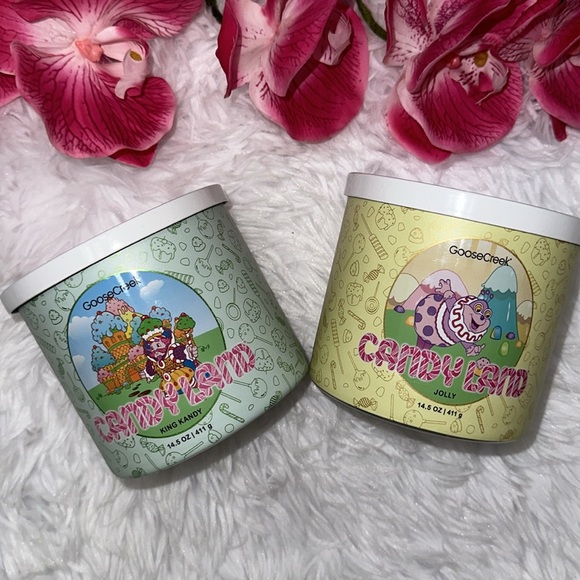 Goose Creek-Candy Land KING CANDY and JOLLY 3-wick soy candle NEW Candyland - Picture 3 of 12